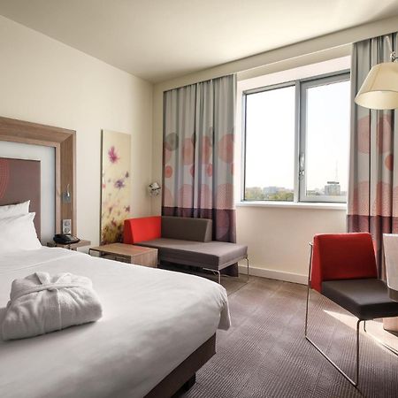 Novotel Almaty City Center Dış mekan fotoğraf