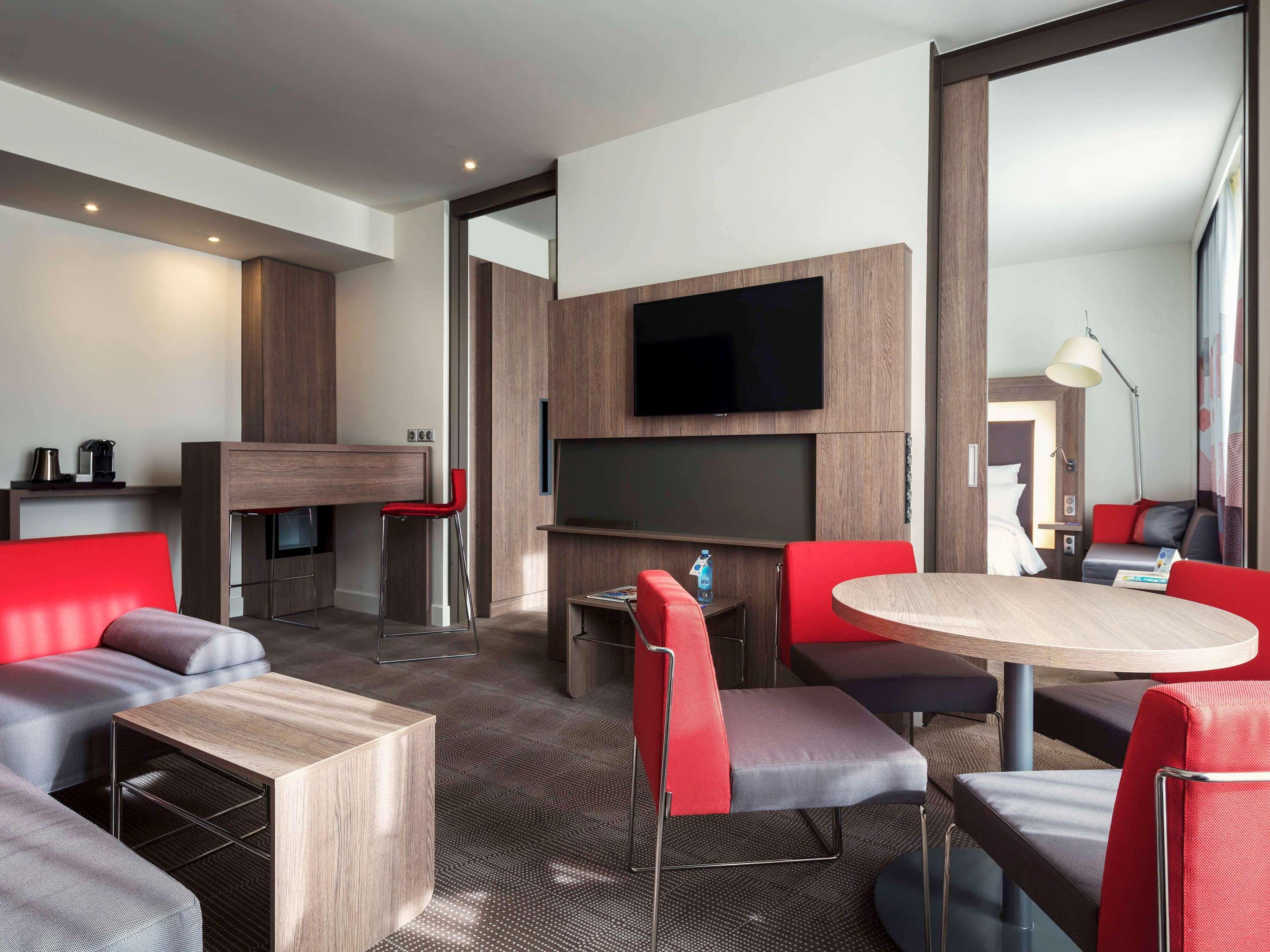 Novotel Almaty City Center Dış mekan fotoğraf